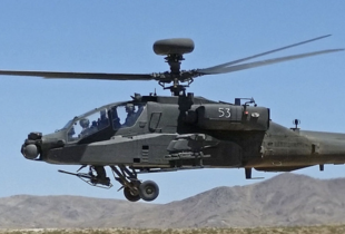 ЗМІ: Британія дасть Україні гелікоптери Apache