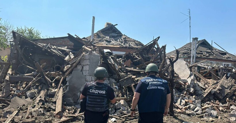 Росіяни завдали авіаудару по селищу Золочів на Харківщині: є поранені