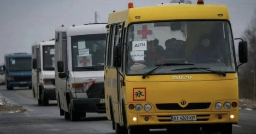 Евакуація проходить вкрай важко: стало відомо, скільки дітей залишаються у Куп'янську та громаді