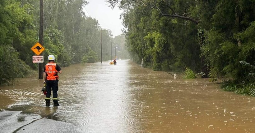Сильні дощі спричинили раптові повені у найбільшому місті Австралії