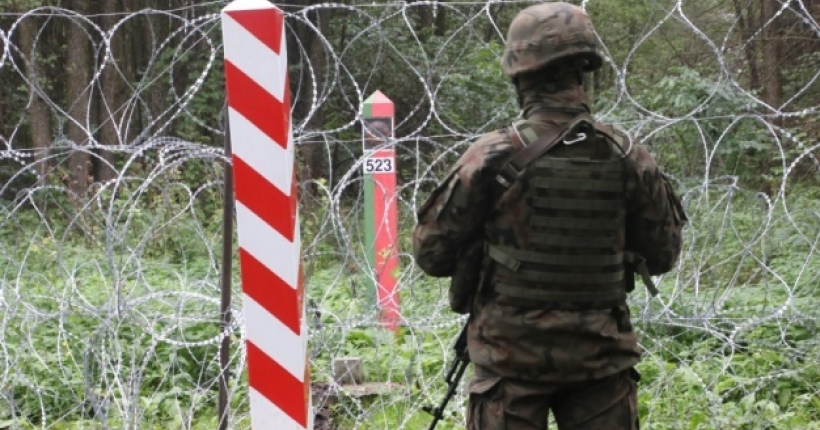 На польсько-білоруському кордоні зростає напруженість через прибуття нових мігрантів