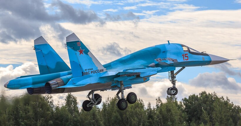 В росії розбився Су-34: екіпаж бомбардувальника загинув