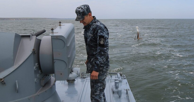 Росіяни проводять навчання в Азовському морі: Плетенчук розповів деталі