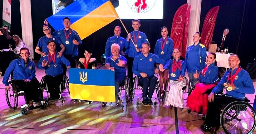 Україна стала першою на міжнародному турнірі зі спортивних танців на візках