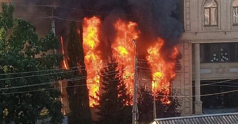 В Дагестані відбулася серія терактів: невідомі підпалили синагогу