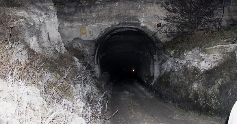 На шахті на Львівщині стався обвал ґрунту: два гірники загинули 