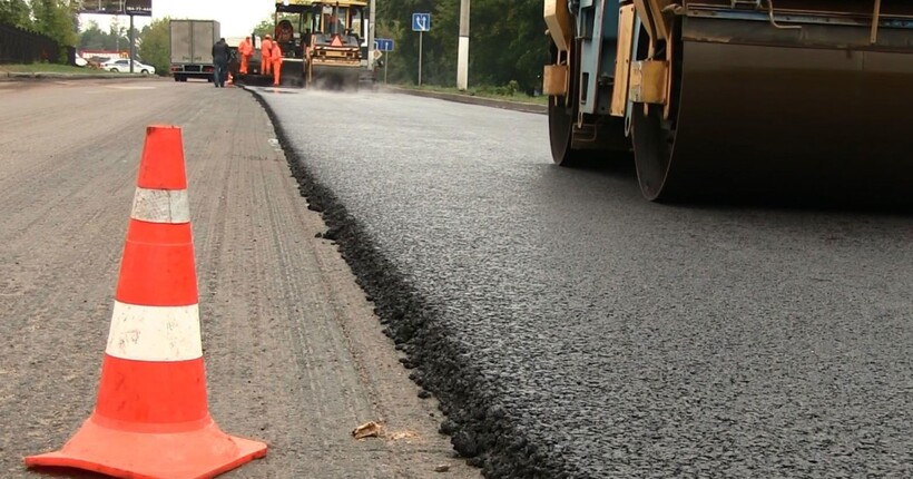Уряд виділив понад 2,38 млрд грн на відновлення доріг у прифронтових регіонах