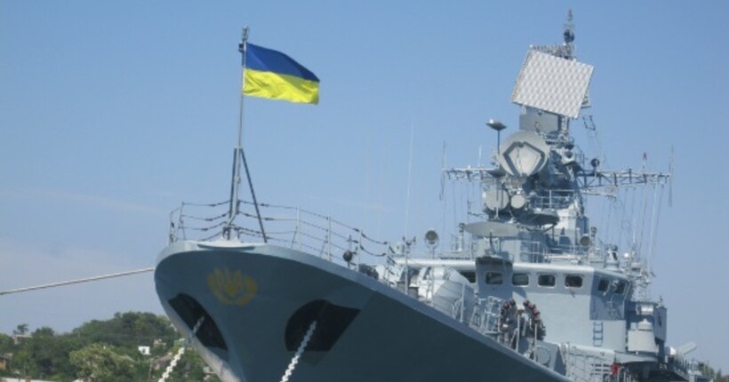 Ви нищите ворогів на морі, суходолі та в повітрі, - Сирський привітав ВМС ЗСУ зі святом