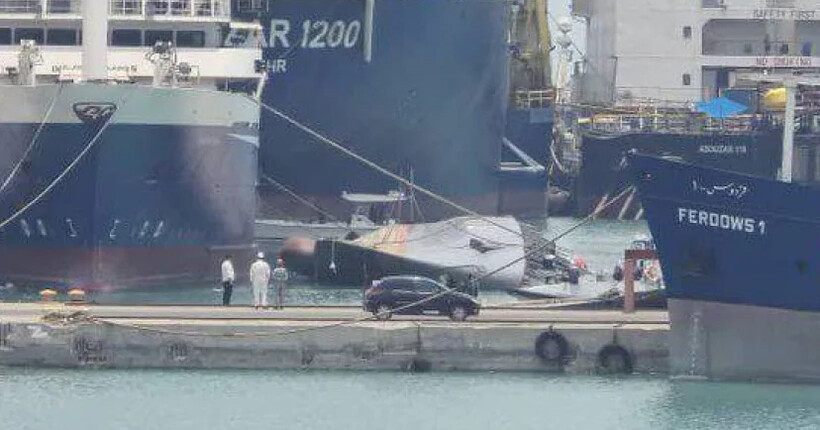 Іранський фрегат Sahand перекинувся під час ремонту: є постраждалі 