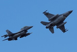 Винищувачі F-16 вже на шляху до України, - Білий дім