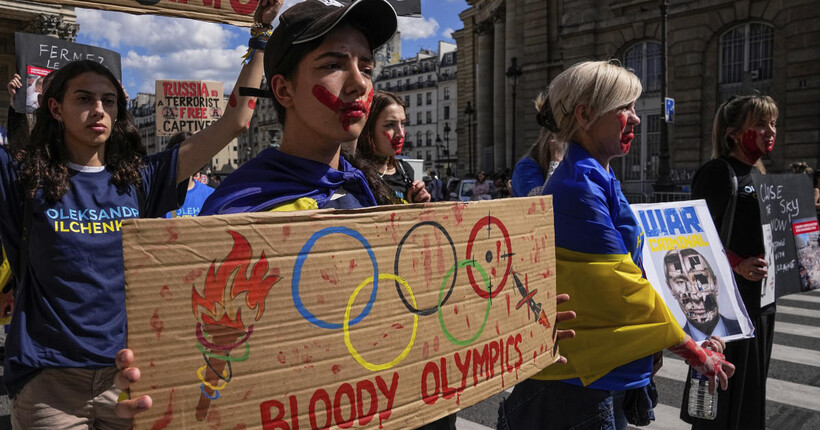 Олімпійська скорбота: Париж вшановує загиблих українських атлетів