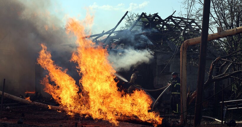 Окупанти обстріляли Покровск: є пораненні та 25 будинків пошкоджено