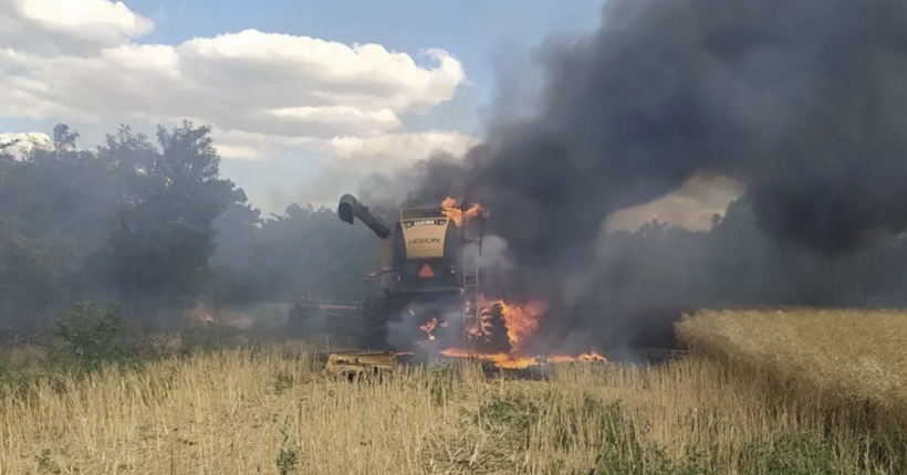 Росіяни атакували дроном комбайн під час збирання урожаю на Сумщині: загинув 37-річний чоловік