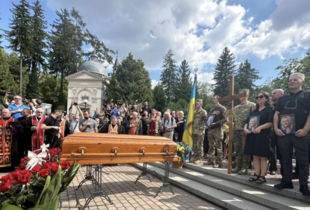 Донька Ірини Фаріон: Сьогодні усіх нас вбили за мову - в особі моєї мами