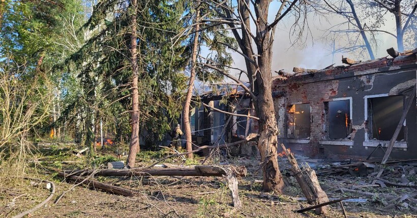 Російські обстріли на Донеччині: пошкоджено будівлі, евакуйовано 660 людей