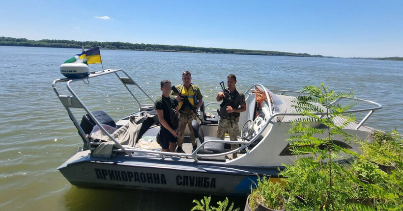 Чоловік намагався потрапити до Румунії на підводному скутері, - ДПСУ 