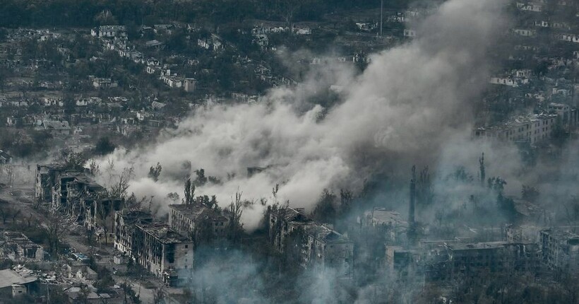 Військова фотографка Влада Ліберова потрапила під обстріл в Торецьку (відео)