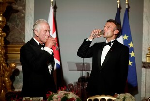 Франція витратила майже €475 000 на вечерю Макрона з королем Чарльзом III