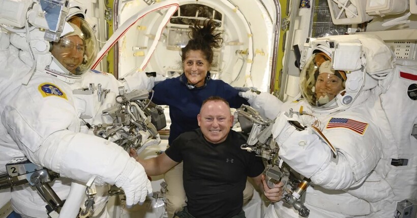 Понад пів року замість тижня: у NASA спрогнозували, коли повернуть астронавтів Starliner з МКС