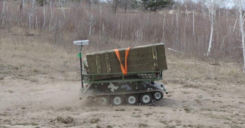 Міноборони допустило до використання вітчизняний безпілотний транспортер