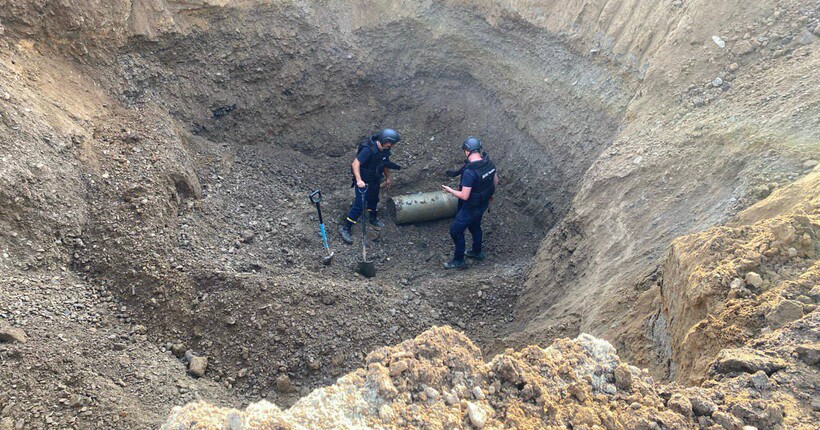 На Львівщині ДСНС вилучила бойові частини ракет 