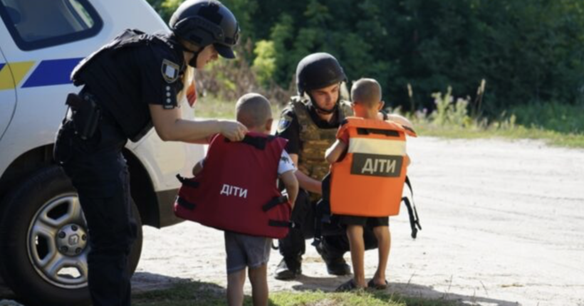 На Донеччині розширили зону примусової евакуації дітей