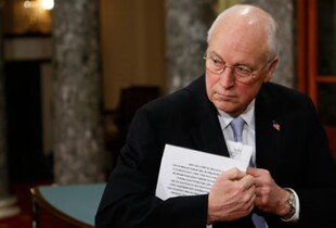 "Трампу більше не можна довіряти владу": ексвіцепрезидент США заявив, що голосуватиме за Гарріс