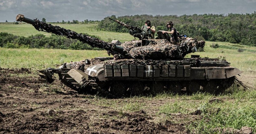 На Харківському напрямку ворог виснажений, але намагається просуватись, - 