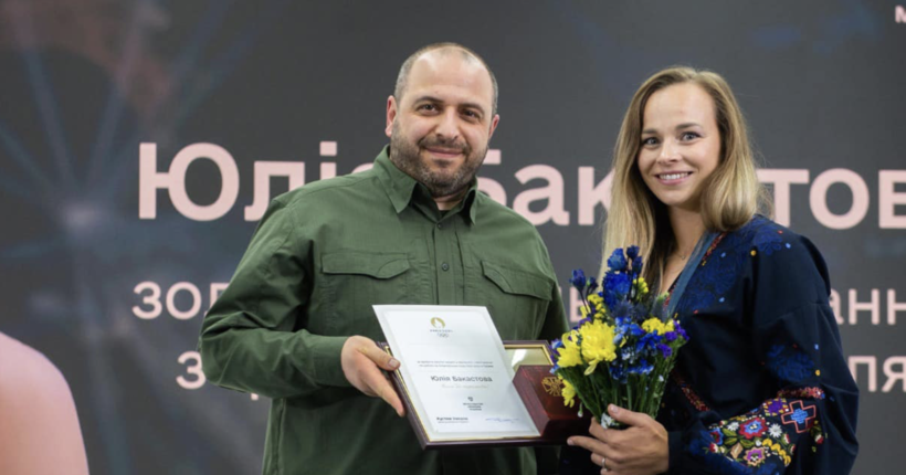 Умєров нагородив військових спортсменів, які виступали на Олімпіаді