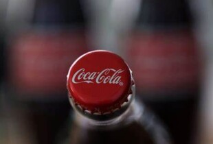 Ставка на покоління Z не зіграла: Coca-Cola відмовилась від свого нового напою