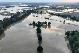 У Польщі заборонили використовувати воду з річок у зоні повені