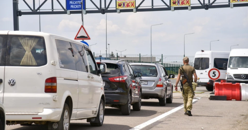 На Закарпатті військового підозрюють в організації втечі ухилянта