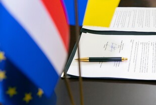 Нідерланди виділять €271 млн на великокаліберні артснаряди для України