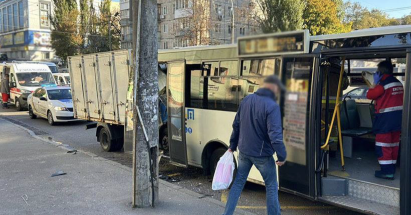 ДТП в Києві: кількість постраждалих зросла до девʼяти осіб