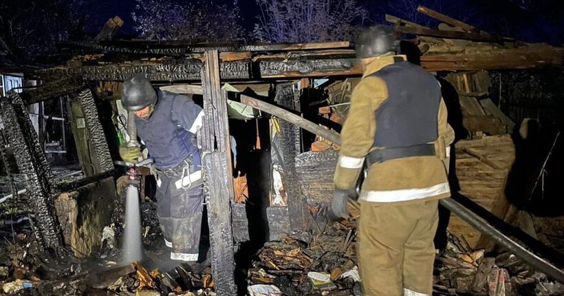 Внаслідок російської атаки на Житомирщині спалахнула пожежа