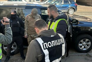 У Києві затримали наркодилерів, які видавали себе за військових