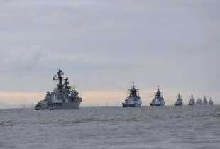 У Чорному та Середземному морях перебувають два військових кораблі рф