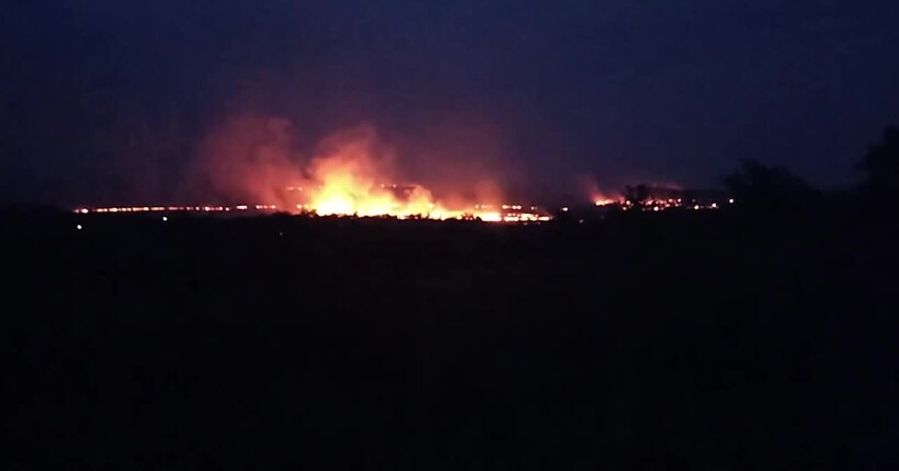 У Брянську прогриміли вибухи: сталася пожежа на військовій частині