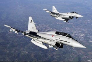 Британські винищувачі перехопили російський Ту-142: подробиці