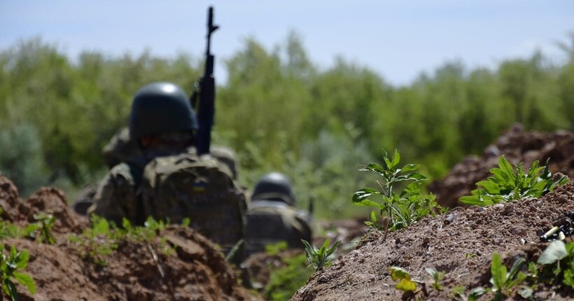 На Вовчанському напрямку прикордонники дві години відбивали ворожий штурм