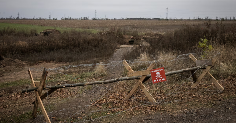 Байден дозволив передати Україні протипіхотні міни — WP