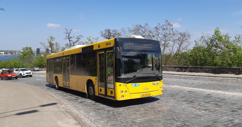 В Києві на Троєщині та Воскресенці з 1 грудня з’являться два нові автобусні маршрути: деталі