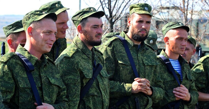 Окупанти на ТОТ намагаються вербувати боржників у російську армію – ЦНС