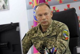 Сили оборони України тримають 1170 км фронту - Сирський