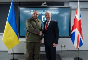 Умєров обговорив військову підтримку України в 2025 році з міністром оборони Великої Британії