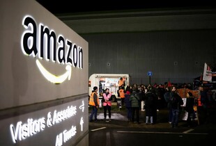 Тисячі працівників Amazon виходять страйкувати напередодні свят