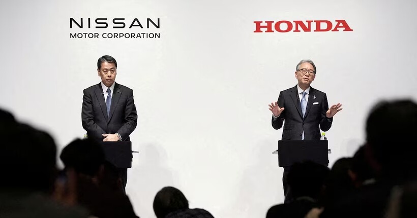 Honda і Nissan обговорюють злиття в одну автомобільну групу - Reuters