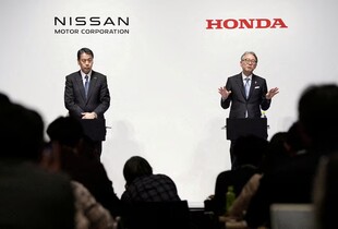 Honda і Nissan обговорюють злиття в одну автомобільну групу - Reuters