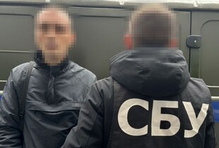 Підпалювали поштові відділення та військові авто: СБУ повідомила зловмисникам про підозру