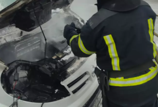У Києві ліквідовано загоряння автомобіля на АЗС